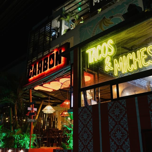 Carbón Tacos y Miches